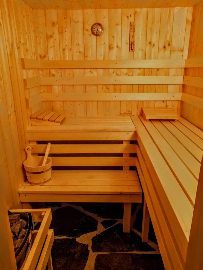 Chez Lucienne, Jacuzzi Et Sauna 사모엥 외부 사진
