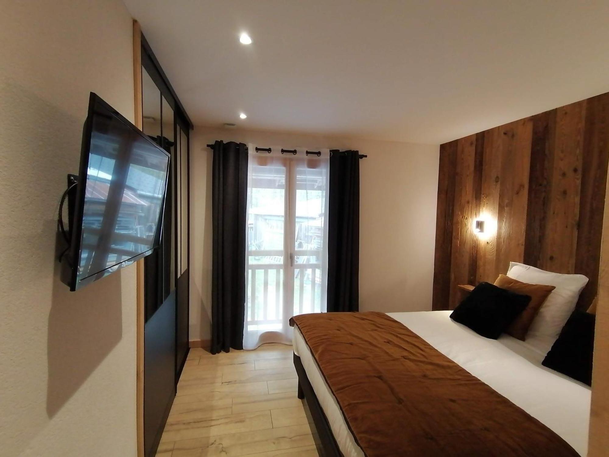Chez Lucienne, Jacuzzi Et Sauna 사모엥 외부 사진